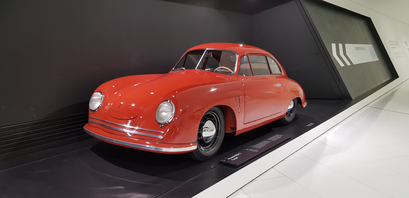 Illustration for article titled Porsche Museum Stuttgart Zuffenhausen photo dump